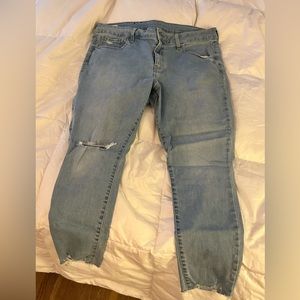 Universal Jegging Midrise Jeans